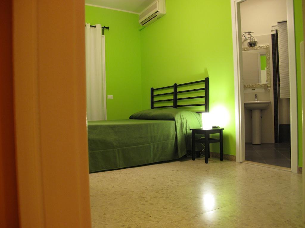 Arches Inn Rom Zimmer foto